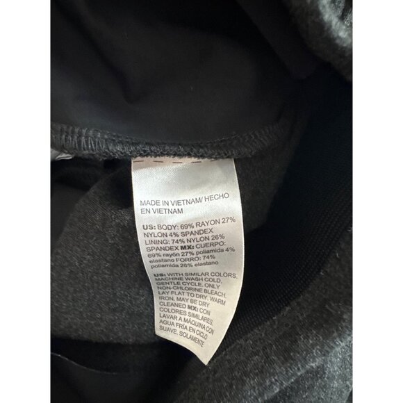 Chicos 2 Ponte Knit Pull On Stretch ankle Pants Dark Charcoal size 12 - Picture 4 of 4